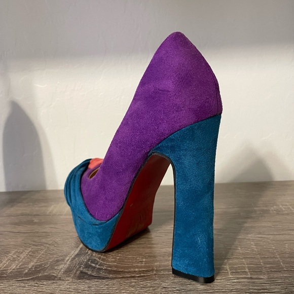 Platform Shoes - Picture 5 of 6